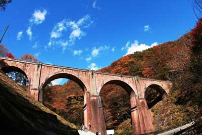 碓氷第三橋梁(めがね橋)